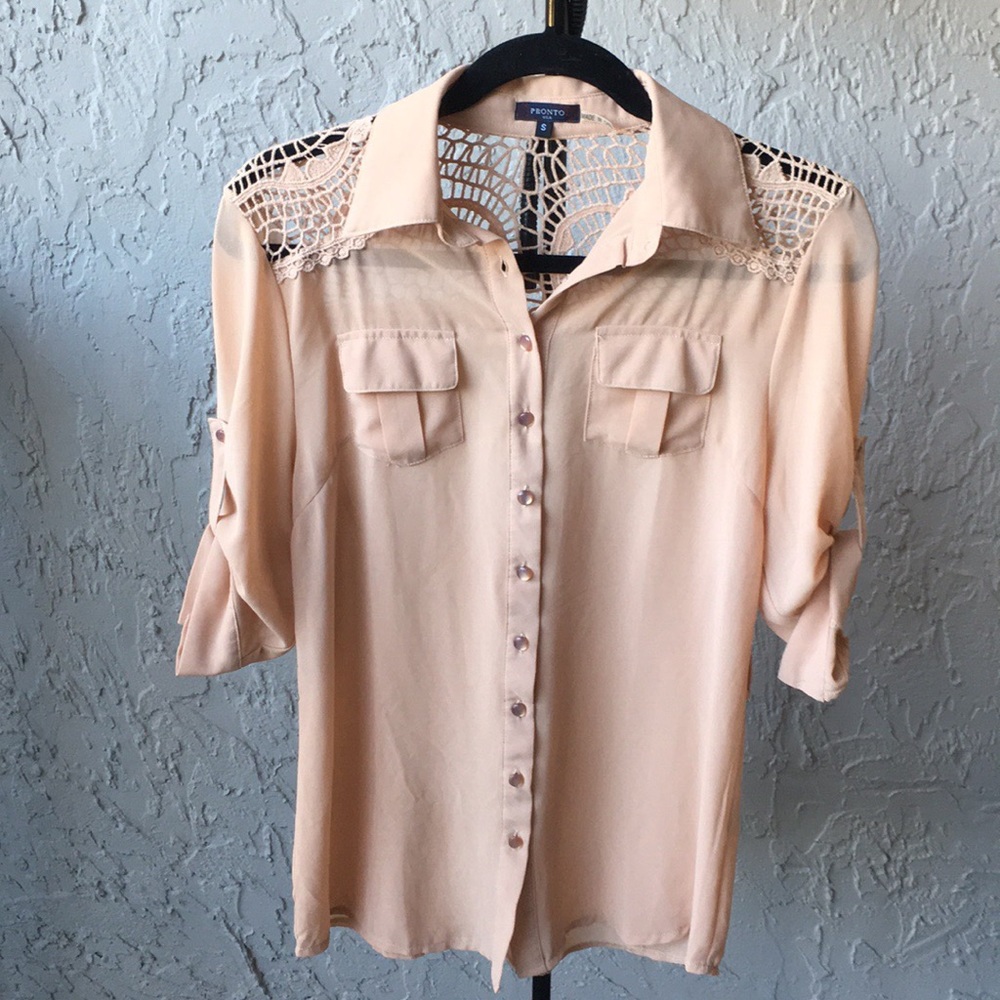 🔥MOVING SALE🔥 (S) PRONTO Beige Button Down Top
